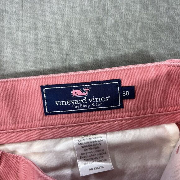 Vineyard Vines Mens 30‎ Red Chino Club Short - Picture 2 of 7
